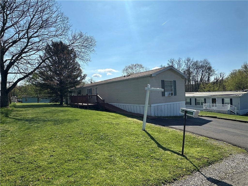 137 Brook Lane
