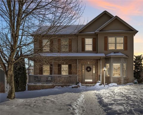 6715 Fieldcrest Dr Murrysville PA 15626