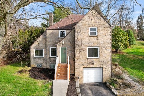 Homes For Sale - 1761 Bower Hill Rd Rd<br/> Scott Twp, PA 15243