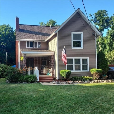 Photo for 32 Wellington St