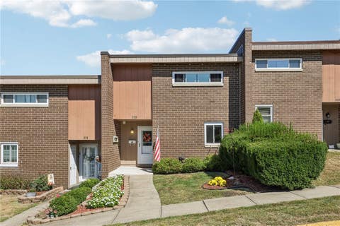 Photo for 112 Rivermont Court
