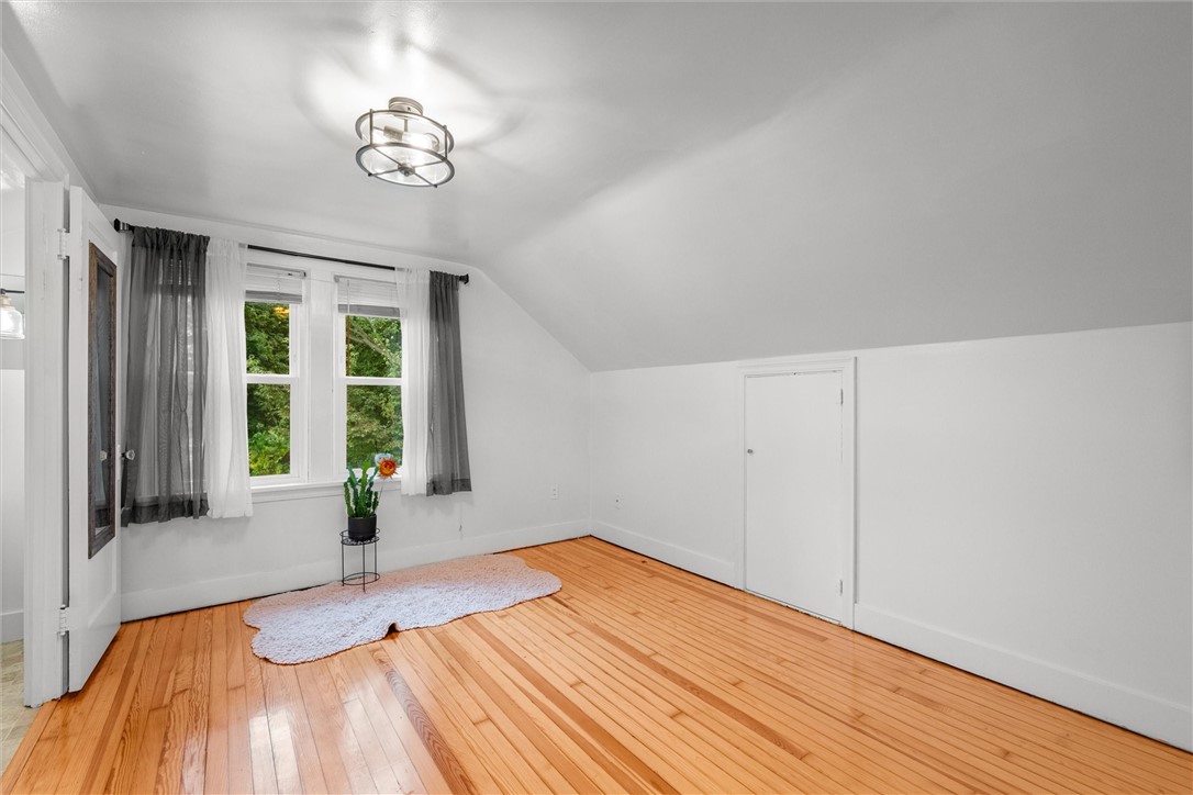 Winfield Twp, Pennsylvania 16023, United States, 3 Bedrooms Bedrooms, ,2 BathroomsBathrooms,Residential,Active,220262