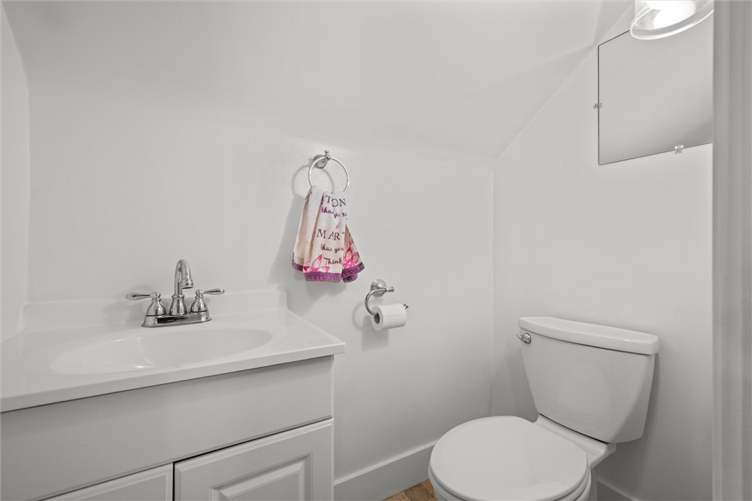 Winfield Twp, Pennsylvania 16023, United States, 3 Bedrooms Bedrooms, ,2 BathroomsBathrooms,Residential,Active,220262