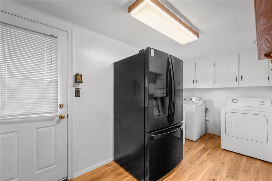 Winfield Twp, Pennsylvania 16023, United States, 3 Bedrooms Bedrooms, ,2 BathroomsBathrooms,Residential,Active,220262