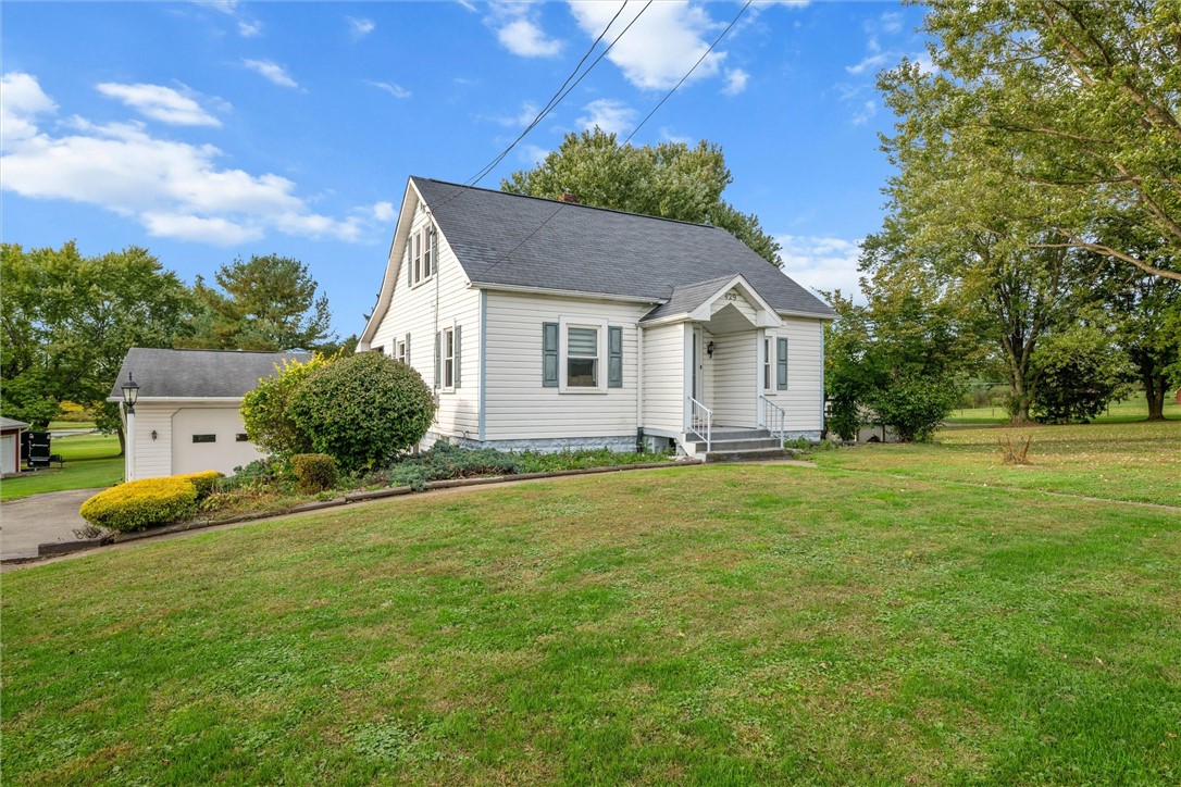 Winfield Twp, Pennsylvania 16023, United States, 3 Bedrooms Bedrooms, ,2 BathroomsBathrooms,Residential,Active,220262