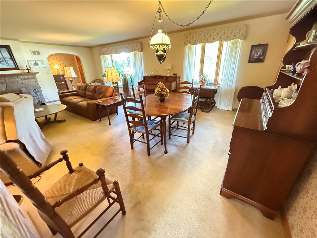 Hempfield Twp, Pennsylvania 16125, United States, 3 Bedrooms Bedrooms, ,3 BathroomsBathrooms,Residential,Active,221009