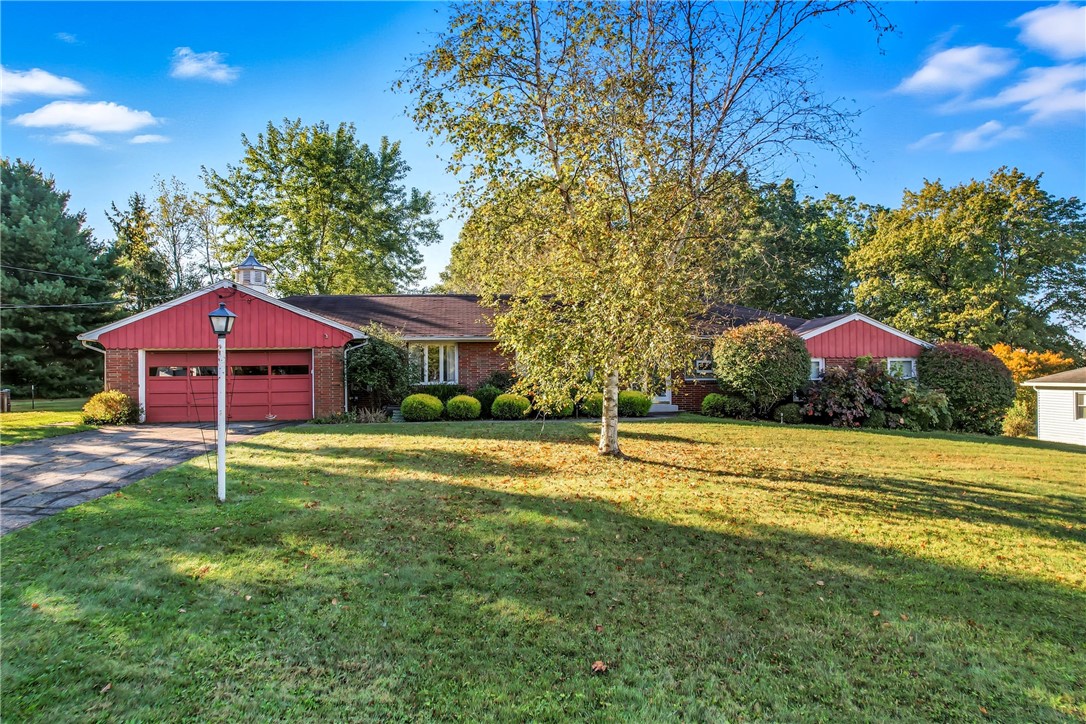 Hempfield Twp, Pennsylvania 16125, United States, 3 Bedrooms Bedrooms, ,3 BathroomsBathrooms,Residential,Active,221009