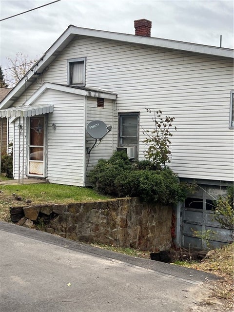 Photo for 1133 Country Club Rd