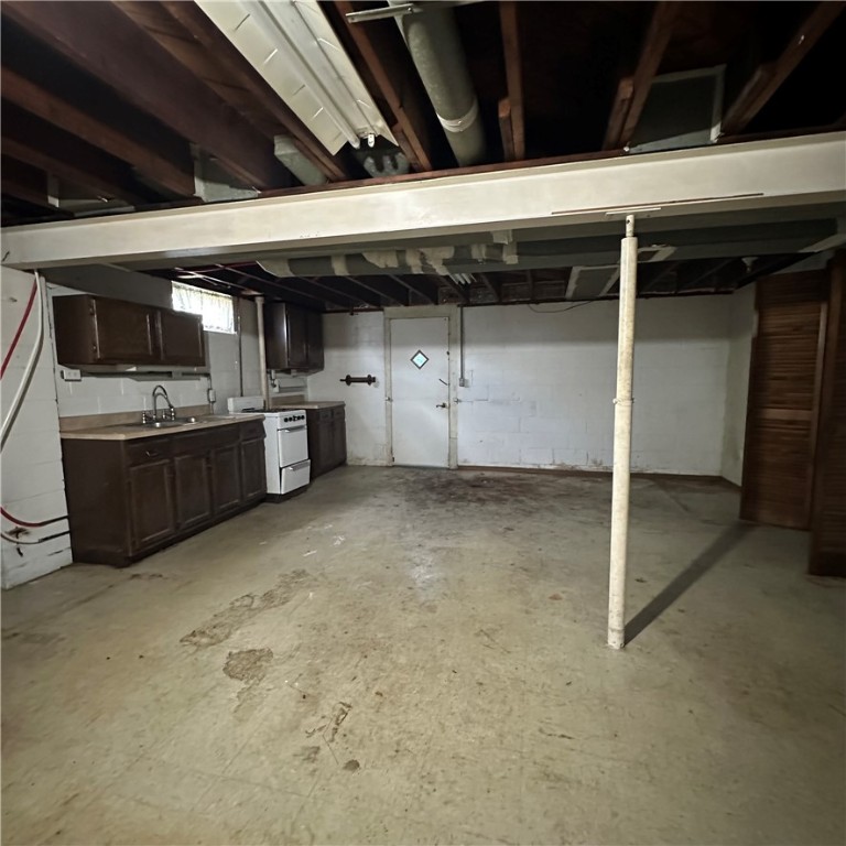 1016 Bond St St, Farrell, Pennsylvania image 13