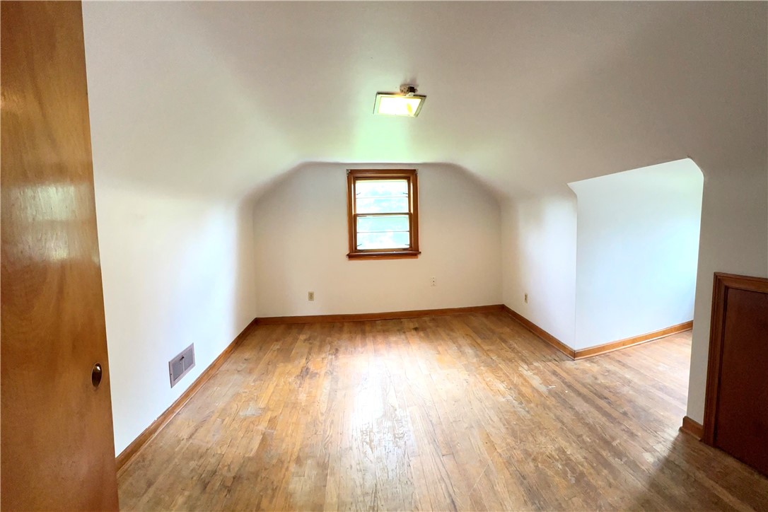 1016 Bond St St, Farrell, Pennsylvania image 12