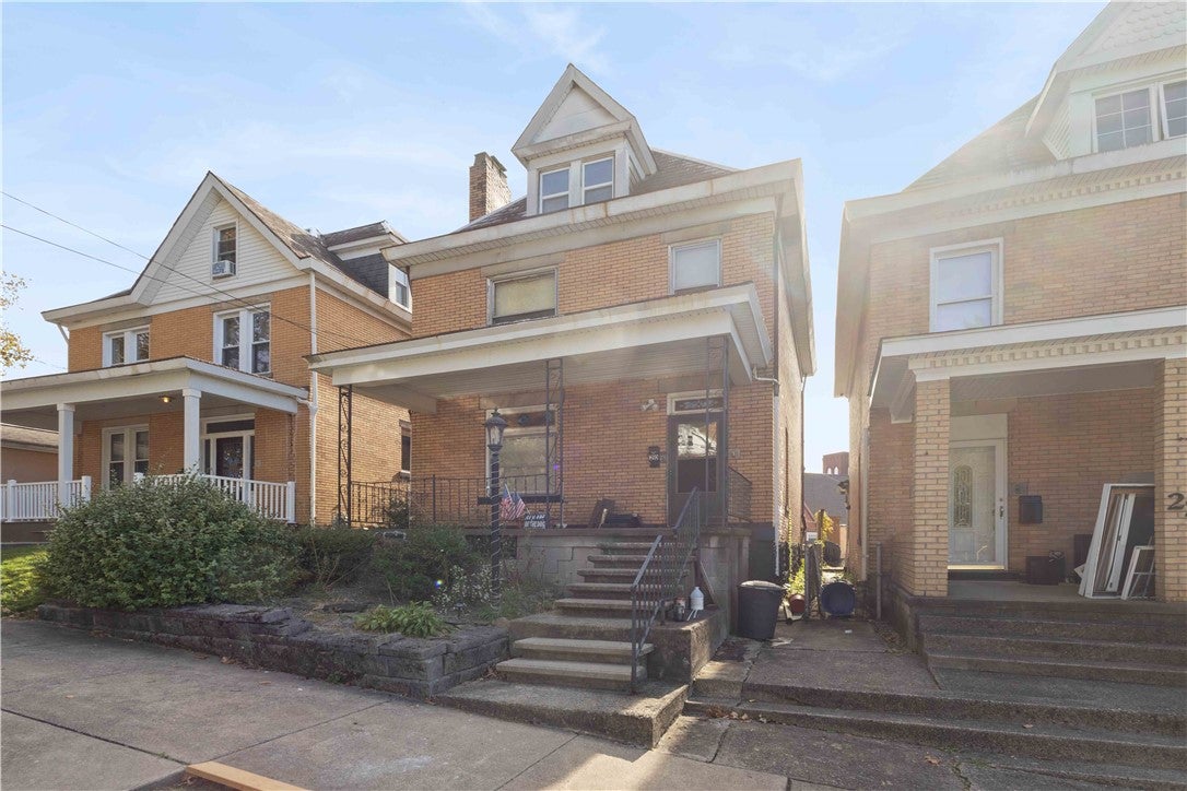 20 Magee Ave