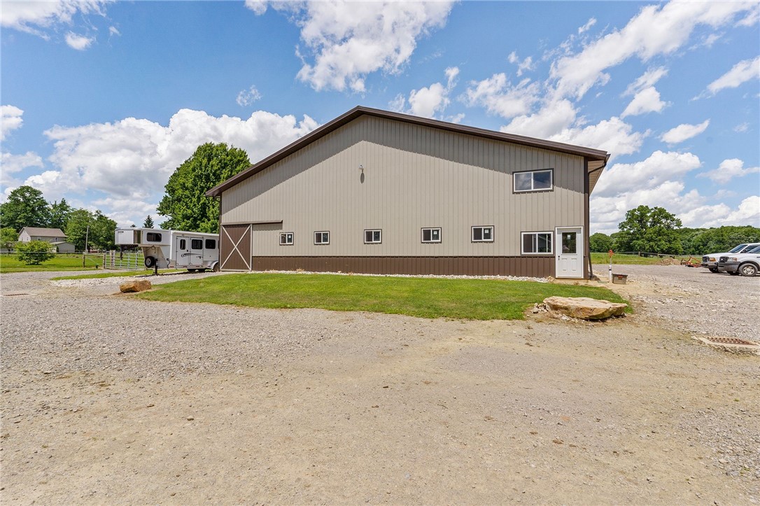 South Pymatuning Twp, Pennsylvania 16150, United States, 5 Bedrooms Bedrooms, ,4 BathroomsBathrooms,Residential,Active,55288