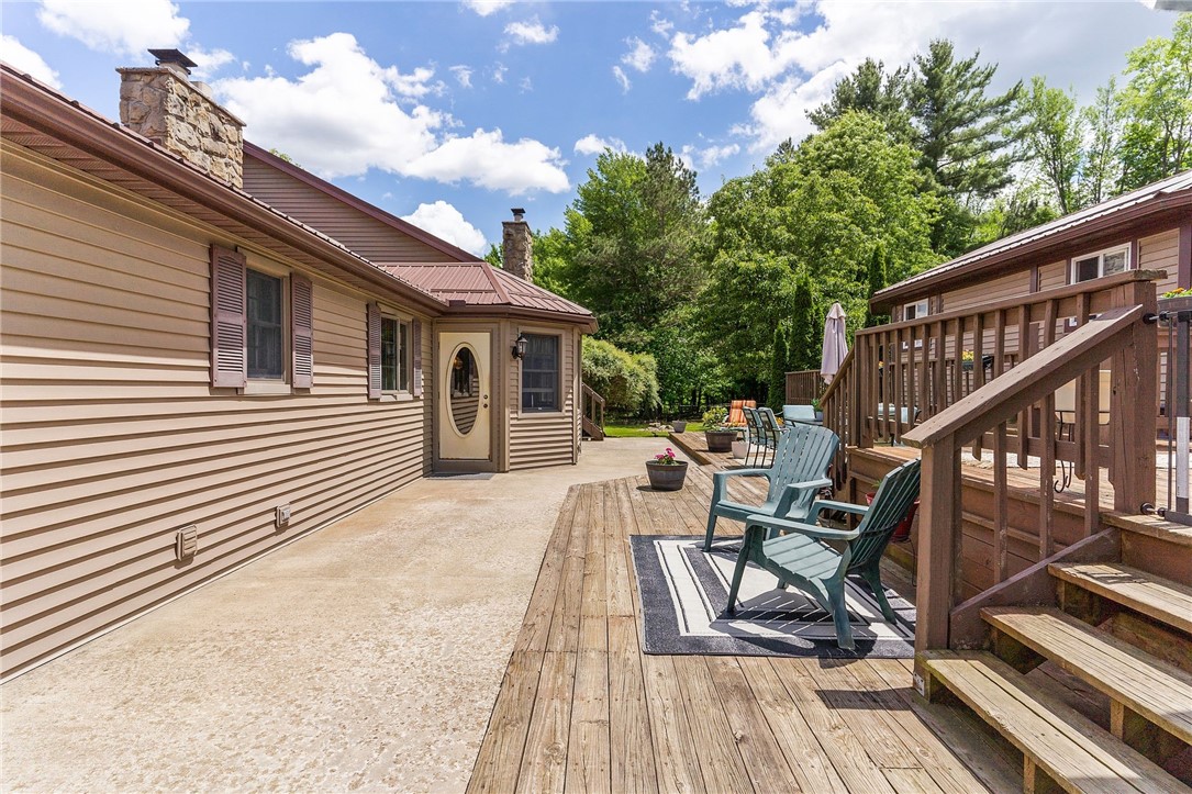 South Pymatuning Twp, Pennsylvania 16150, United States, 5 Bedrooms Bedrooms, ,4 BathroomsBathrooms,Residential,Active,55288