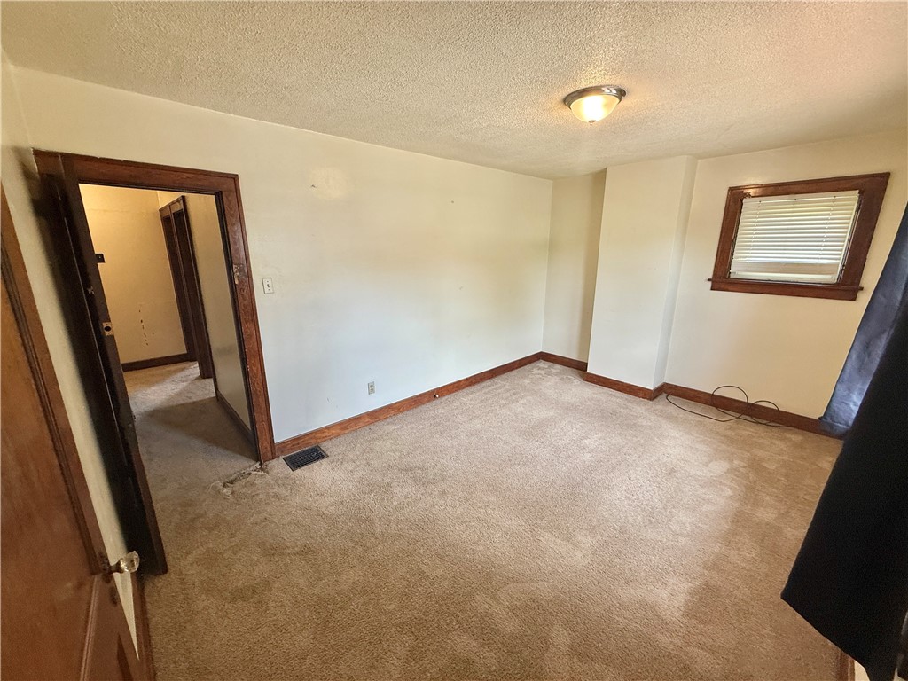 Swissvale, Pennsylvania 15218, United States, ,Residential,Contingent,144328