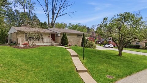 Photo of 2675 Strathmore Ln, Bethel Park, PA 15102 (MLS # 1748927)