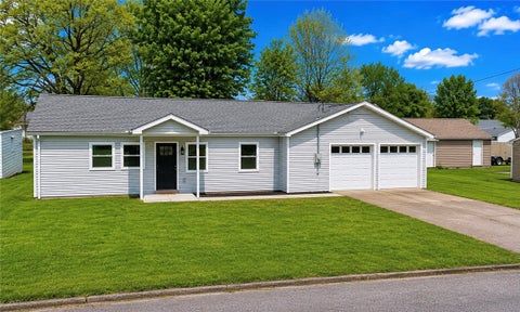 Homes For Sale - 422 Franklin Street<br/> Mercer County, Sharpsville, PA 16150