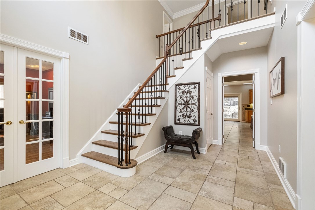913 Highlander Circle