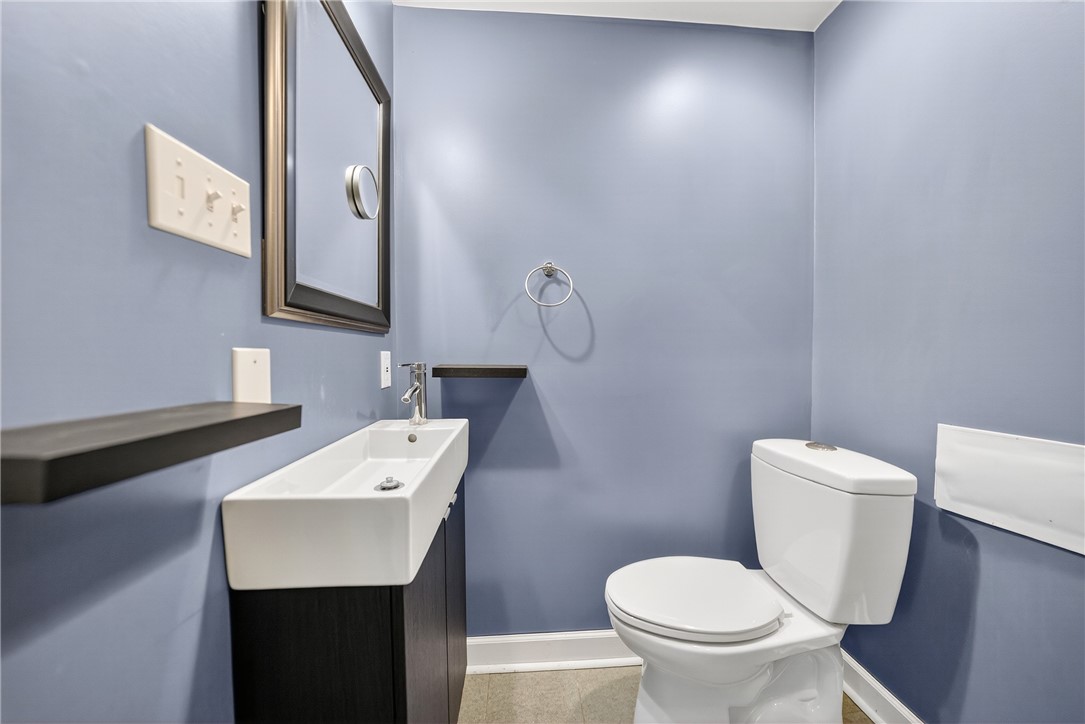 Ross Twp, Pennsylvania 15237, United States, 4 Bedrooms Bedrooms, ,2 BathroomsBathrooms,Residential,Active,202688