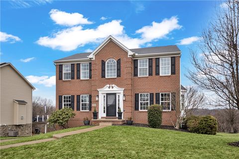 Photo of 201 Cobblestone Dr, Pittsburgh, PA 15237 (MLS # 1736894)