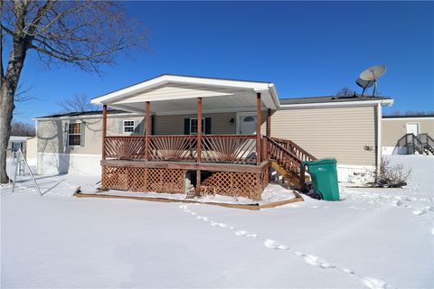 211 Brown Street Derry Twp PA 15627