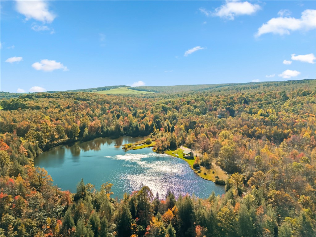 Summit Twp, Pennsylvania 15552, United States, 2 Bedrooms Bedrooms, ,1 BathroomBathrooms,Residential,Pending,227291