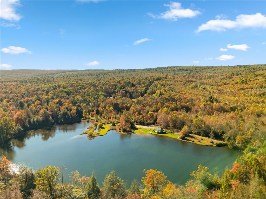 Summit Twp, Pennsylvania 15552, United States, 2 Bedrooms Bedrooms, ,1 BathroomBathrooms,Residential,Pending,227291