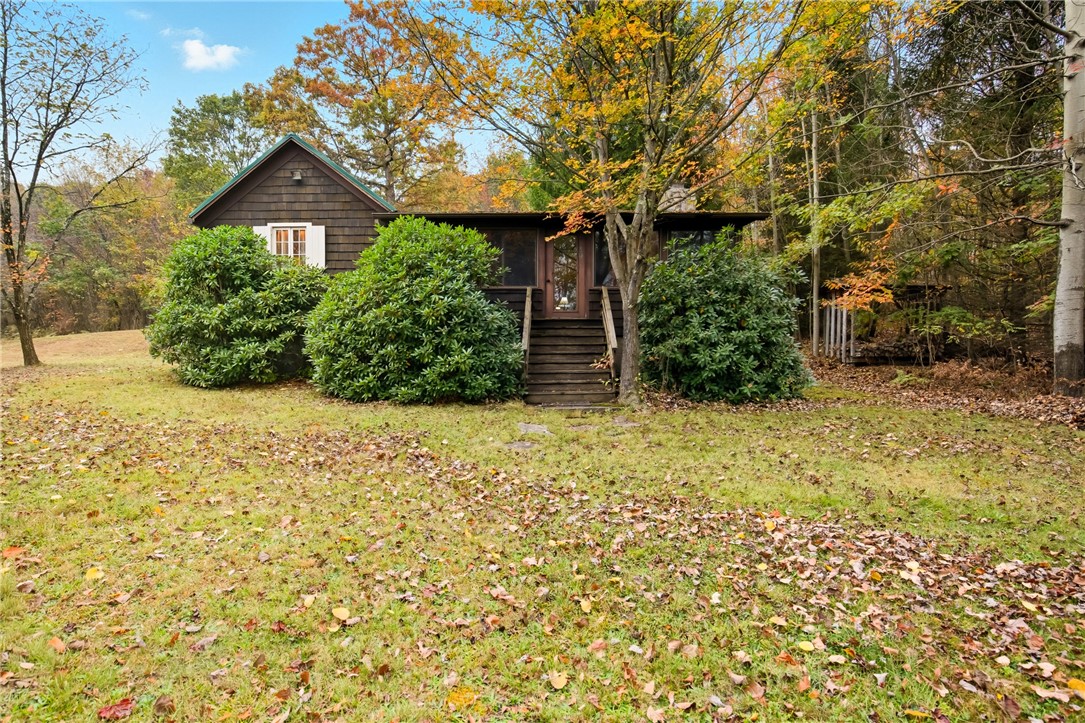 Summit Twp, Pennsylvania 15552, United States, 2 Bedrooms Bedrooms, ,1 BathroomBathrooms,Residential,Pending,227291