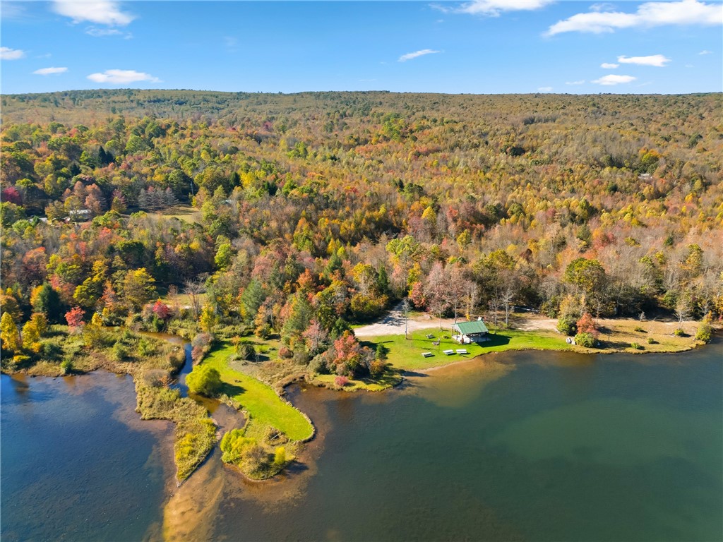 Summit Twp, Pennsylvania 15552, United States, 2 Bedrooms Bedrooms, ,1 BathroomBathrooms,Residential,Pending,227291