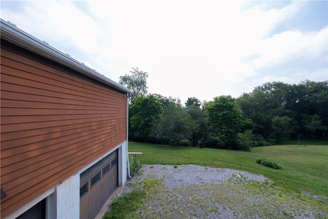 New Sewickley Twp, Pennsylvania 15042, United States, 4 Bedrooms Bedrooms, ,3 BathroomsBathrooms,Residential,Active,168104