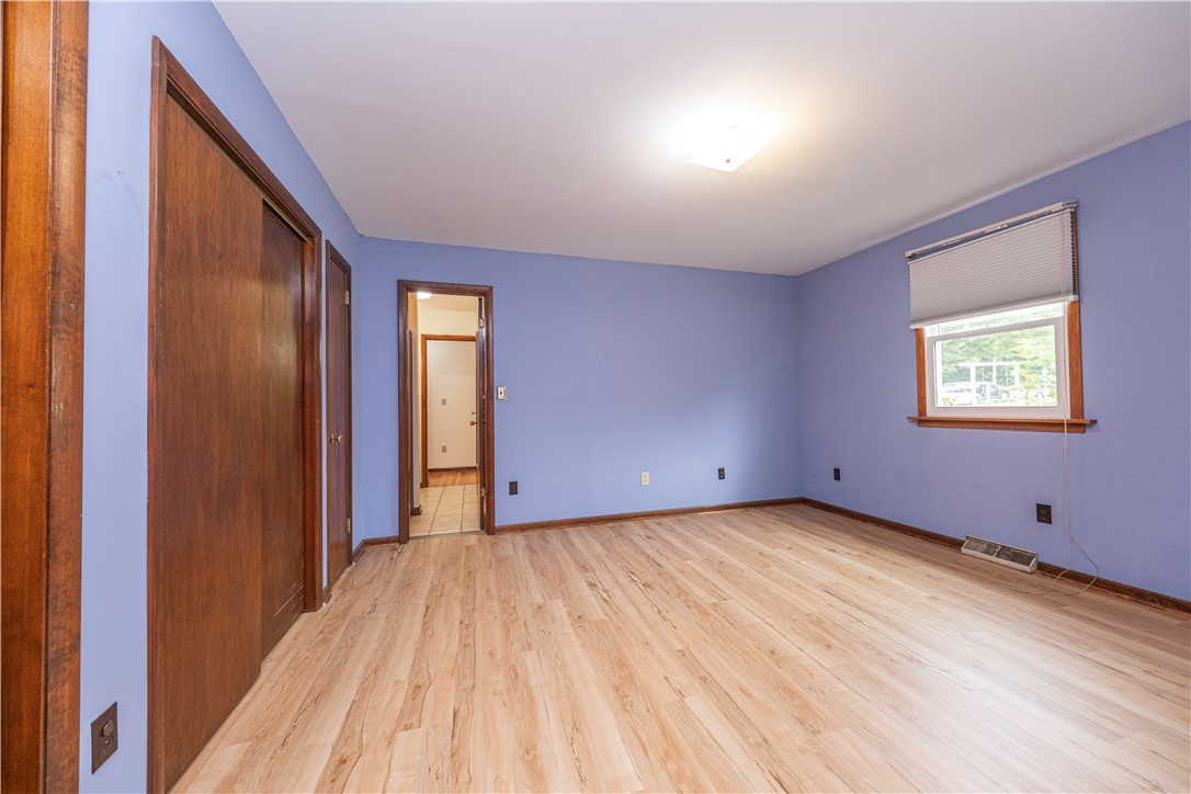 New Sewickley Twp, Pennsylvania 15042, United States, 4 Bedrooms Bedrooms, ,3 BathroomsBathrooms,Residential,Active,168104