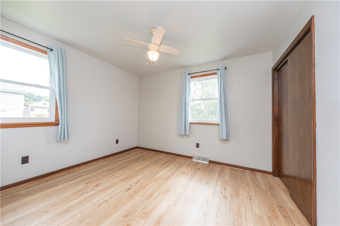 New Sewickley Twp, Pennsylvania 15042, United States, 4 Bedrooms Bedrooms, ,3 BathroomsBathrooms,Residential,Active,168104