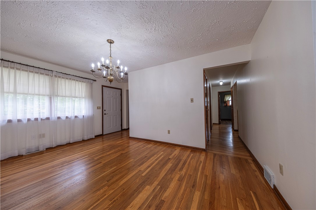 New Sewickley Twp, Pennsylvania 15042, United States, 4 Bedrooms Bedrooms, ,3 BathroomsBathrooms,Residential,Active,168104