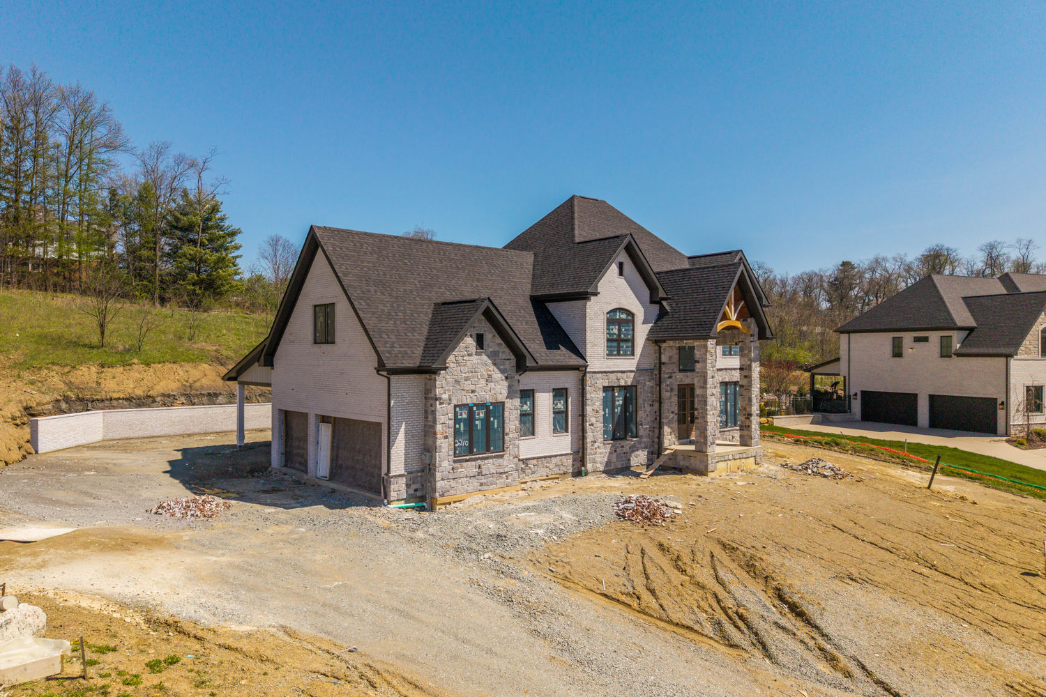 2210 Tree Top Lane Lane