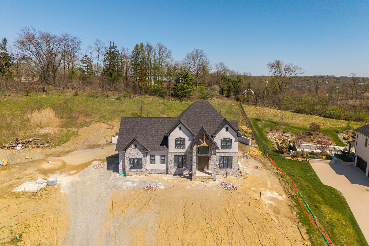 2210 Tree Top Lane Lane