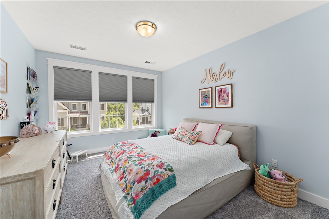 Marshall, Pennsylvania 16046, United States, 6 Bedrooms Bedrooms, ,5 BathroomsBathrooms,Residential,Active,162854