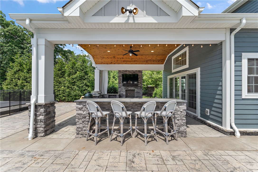 Marshall, Pennsylvania 16046, United States, 6 Bedrooms Bedrooms, ,5 BathroomsBathrooms,Residential,Active,162854