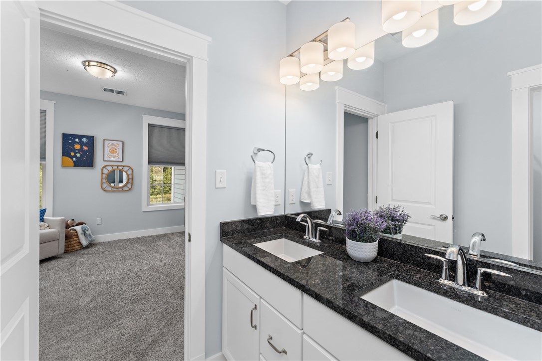 Marshall, Pennsylvania 16046, United States, 6 Bedrooms Bedrooms, ,5 BathroomsBathrooms,Residential,Active,162854