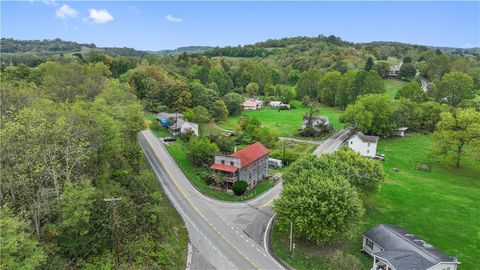Photo of 605 Lone Pine Rd, Washington, PA 15301 (MLS # 1725519)