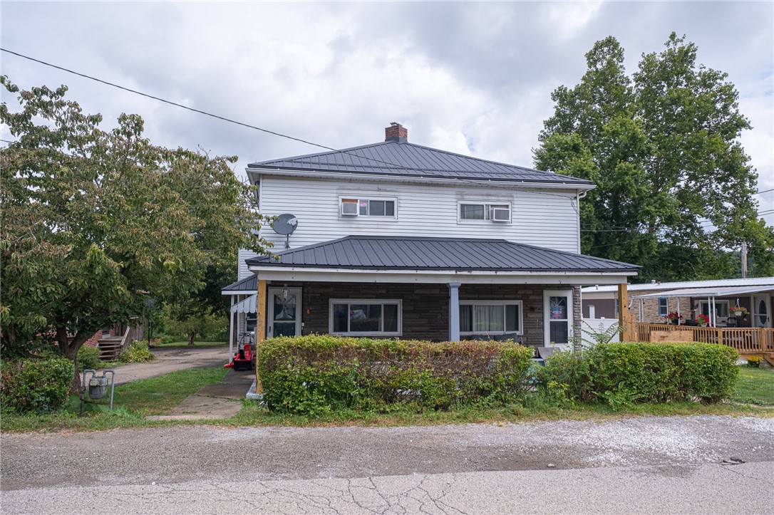 221-227 SPRING STREET