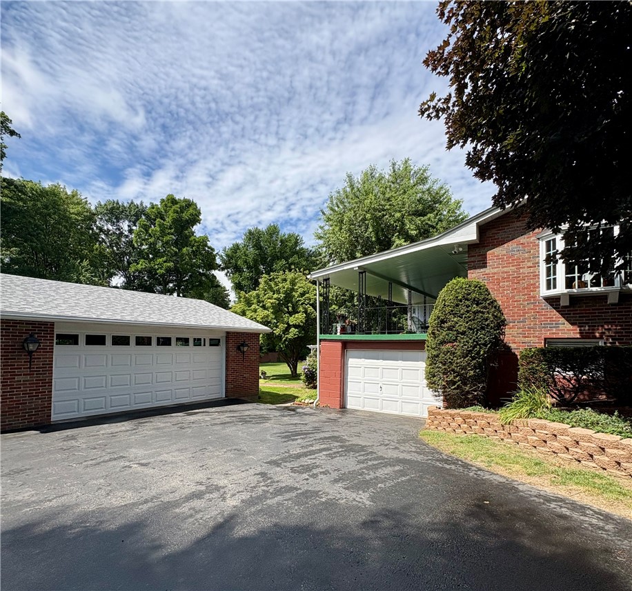 114 Shanahan Rd