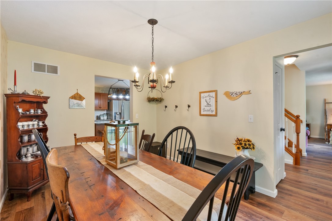 Muddy Creek Twp, Pennsylvania 16052, United States, 3 Bedrooms Bedrooms, ,4 BathroomsBathrooms,Residential,Pending,42088