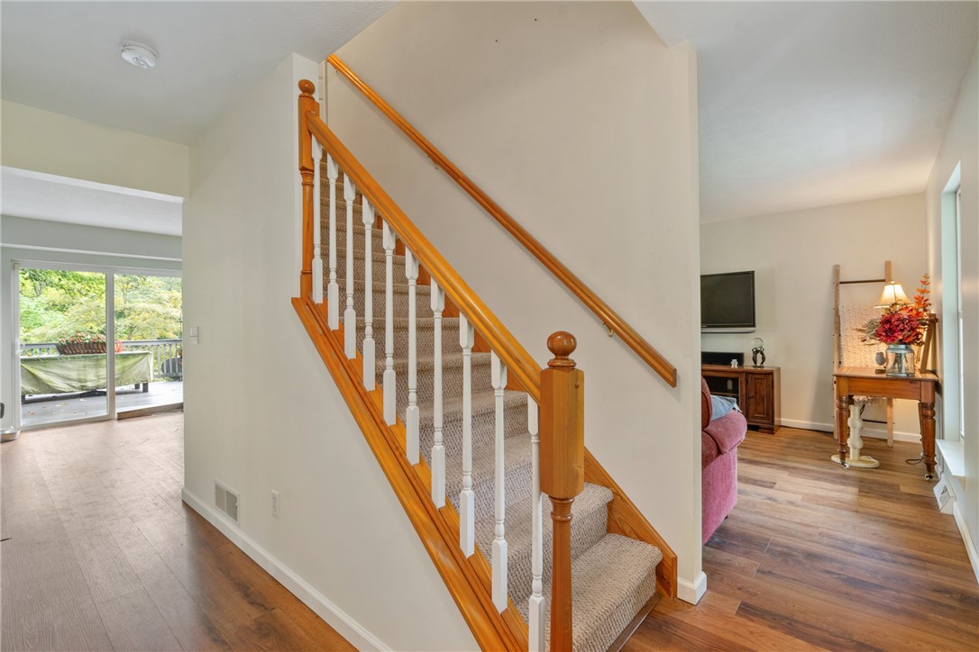 Muddy Creek Twp, Pennsylvania 16052, United States, 3 Bedrooms Bedrooms, ,4 BathroomsBathrooms,Residential,Pending,42088