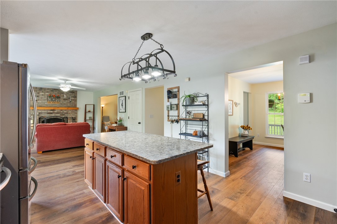 Muddy Creek Twp, Pennsylvania 16052, United States, 3 Bedrooms Bedrooms, ,4 BathroomsBathrooms,Residential,Pending,42088