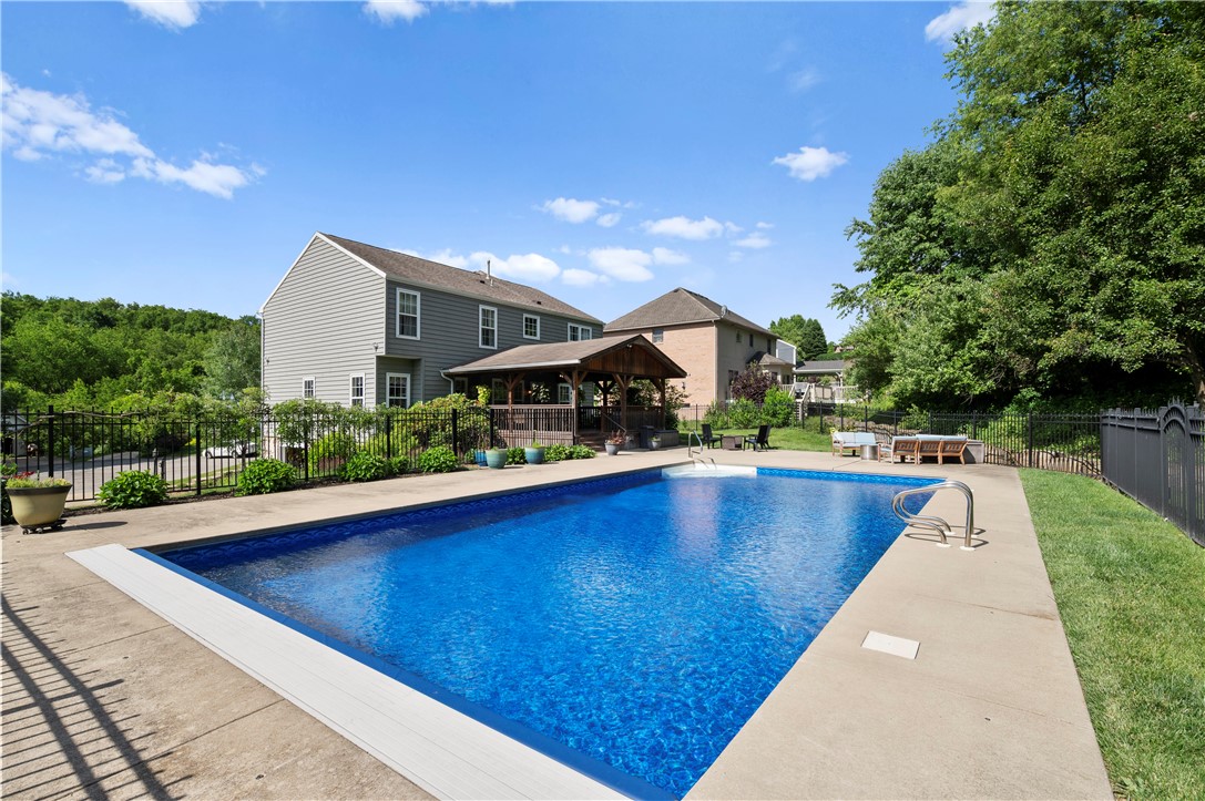 111 Cherokee Ct