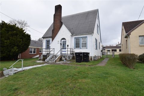 Photo of 1818 Vanburen St, Aliquippa, PA 15001 (MLS # 1746963)