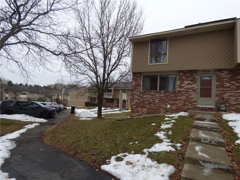 Photo of 794 Wheatland Cir, Bridgeville, PA 15017 (MLS # 1740359)