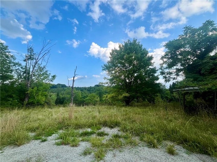 Photo 1 of 8 — 1054 Eldersville Rd, Jefferson Twp, PA 15021