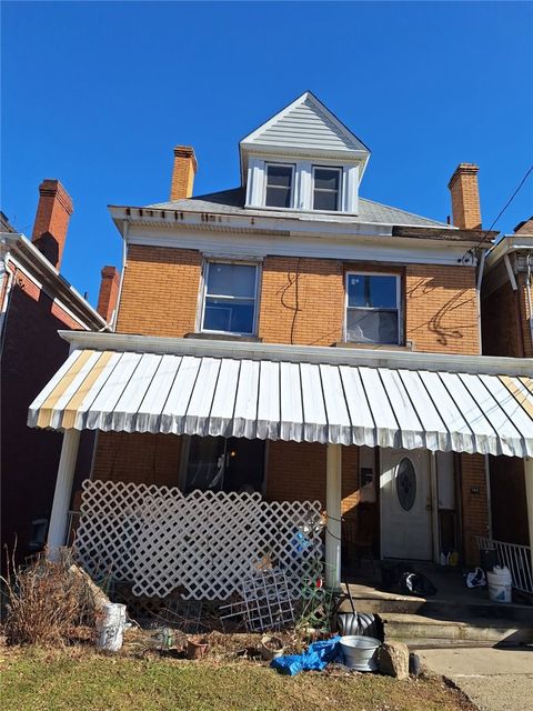 Photo of 182 Dakota Ave, Pittsburgh, PA 15202 (MLS # 1743160)