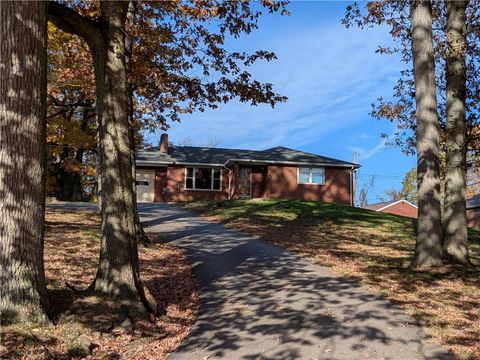 Photo of 338 Moon Clinton Rd, Coraopolis, PA 15108 (MLS # 1735906)