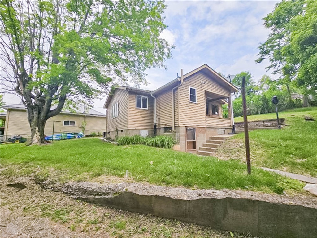 197 Coates Way Way, Fayette City, Pennsylvania image 2